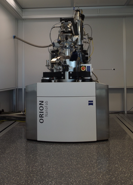 Photo du Microscope Zeiss Orion NanoFab
